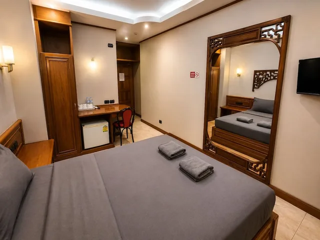 غرفة قياسية بسرير كوين، Max Hotel 7/19