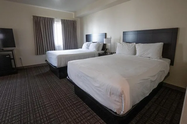 Suite, Cobblestone Hotel & Suites-Sheldon 3/5