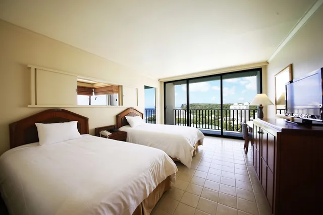 Japanese, Suite, Twin Beds, 3 Futon Beds, Ocean Front, Beach Tower، Guam Reef Olive Spa Resort 3/7