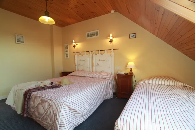 Room, Triple, 1 Queen and 1 Single Bed, La Malouiniere Des Longchamps 2/6