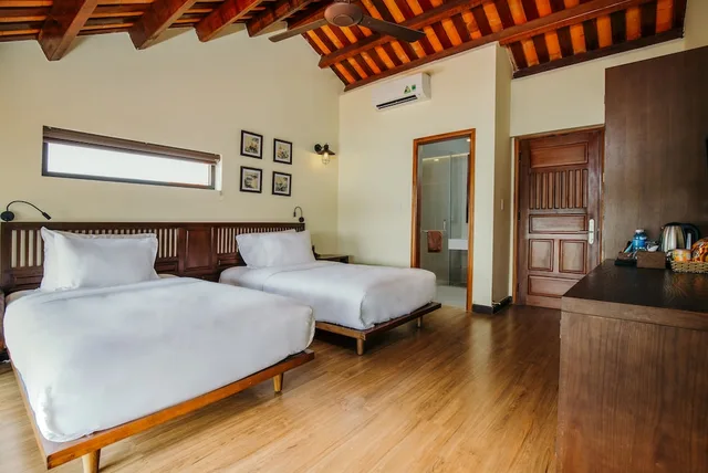غرفة ديلوكس بسرير كينج بإطلالة على النهر، La An Central Boutique Villa 1/4