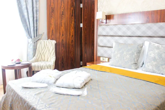 غرفة بسرير مزدوج أو سريرين منفصلين، Midmar Deluxe Hotel 4/10