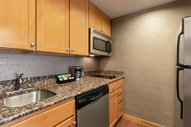 2 Bedrooms, Suite, King Bed, 2 Queen Beds, Sofa, Homewood Suites by Hilton Allentown-West/Fogelsville, PA 2/3