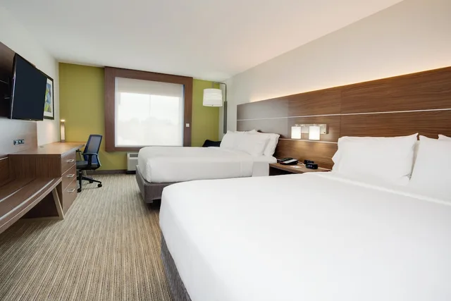 غرفة قياسية بسريرين كوين لذوي الإعاقة، HOLIDAY INN EXPRESS & SUITES FLEMING ISLAND 3/3