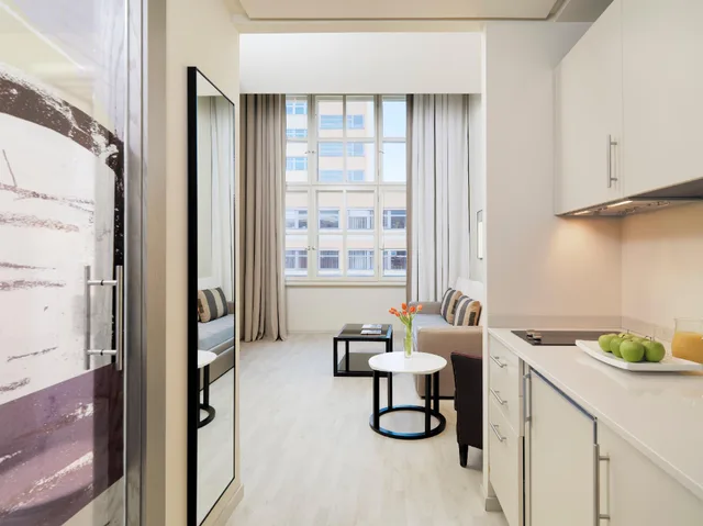 Duplex, Apartment, King Bed, Sofa، H10 Berlin Ku'Damm, Berlin 3/3