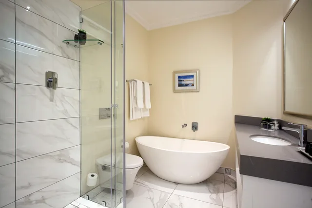 Room, Lateral Side Sea View، The Beach Hotel 2/2