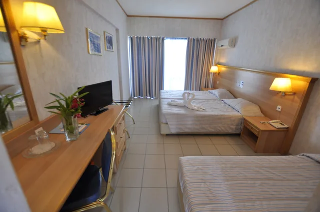 بنغل بإطلالة على الحديقة، Smy Kos Beach and Splash 1/1
