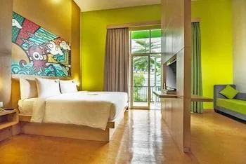 جناح جونيور بسرير كينج، MaxOneHotels.com at Resort Makassar 2/2