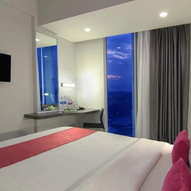 غرفة سوبيريور بسرير مزدوج، favehotel Pekanbaru 5/8