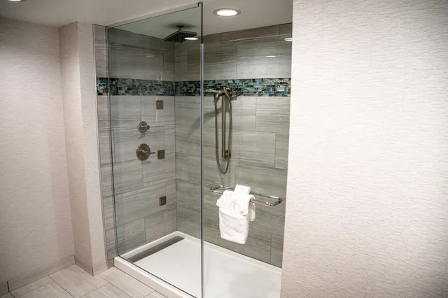 Suite, King Bed, Parlor, Sofa، Hilton Garden Inn Fayetteville Fort Bragg 9/10