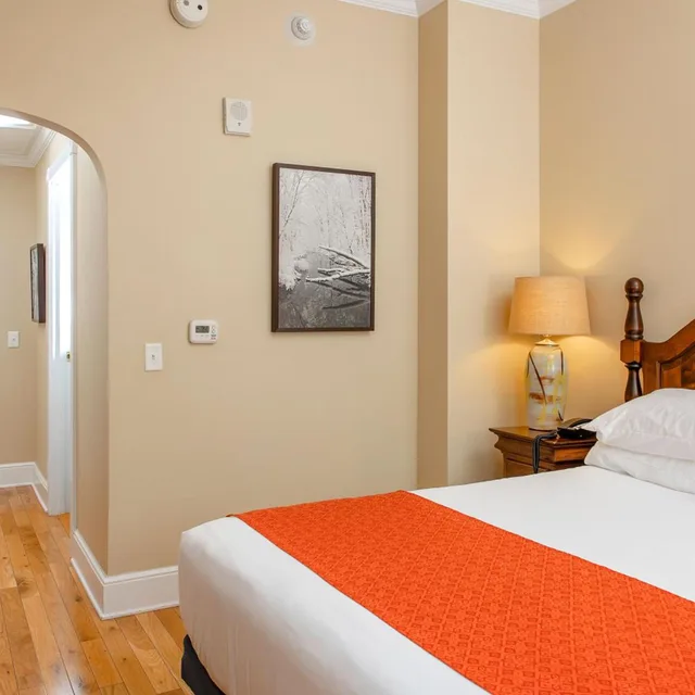 غرفة قياسية بسرير كينج، Mills Park Hotel 3/6