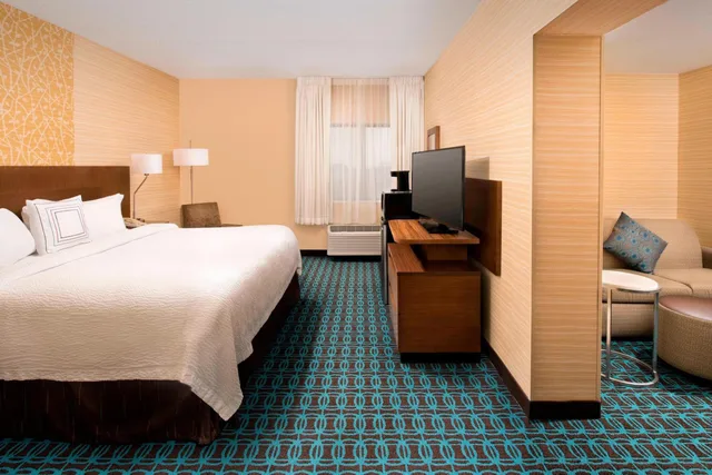 Suite, King Bed, Large, Fairfield Inn & Suites by Marriott Albany East Greenbush 1/5