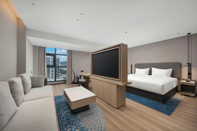 Suite, King Bed, Holiday Inn Express Zhangzhou Zhangpu by IHG 1/4