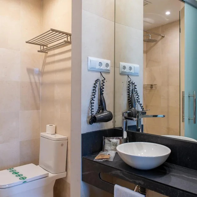غرفة مفردة، May Ramblas Hotel 7/10