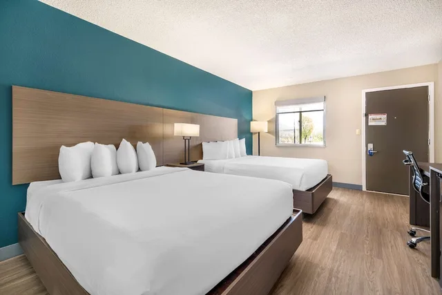 Standard, 2 Queen Beds, Accessible, Best Western Green Tree Inn 1/7