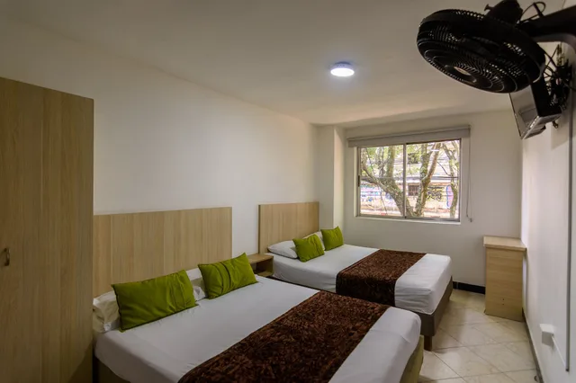 غرفة قياسية بسريرين منفصلين، Hotel Med Colombia 5/6