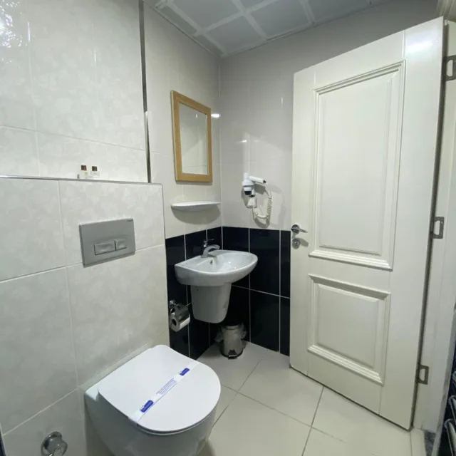 غرفة قياسية ثلاثية، Kent Ani Hotel 10/10