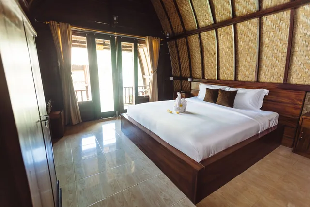 غرفة كلاسيكية بسرير كينج بإطلالة على الحديقة، Jona Bungalow 6/10