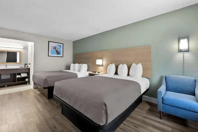 غرفة قياسية بسريرين كوين للمدخنين، Quality Inn Nashville - Opryland Area 1/6