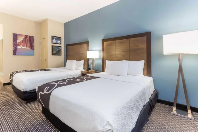 غرفة بسريرين كوين، La Quinta Inn Suites By Wyndham Chicago Downtown 10/10