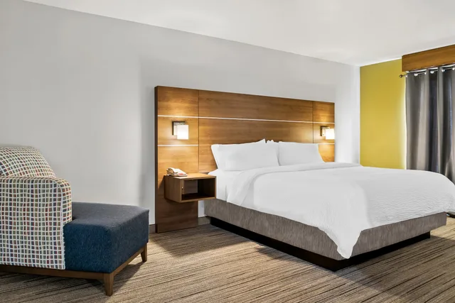 غرفة قياسية، Holiday Inn Express Hotel And Suites Marion 4/10