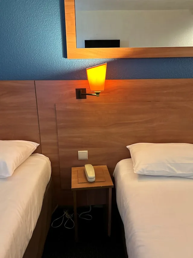 Standard, 1 Double and 1 Single Bed, Kyriad Marne La Vallee - Torcy 1/10