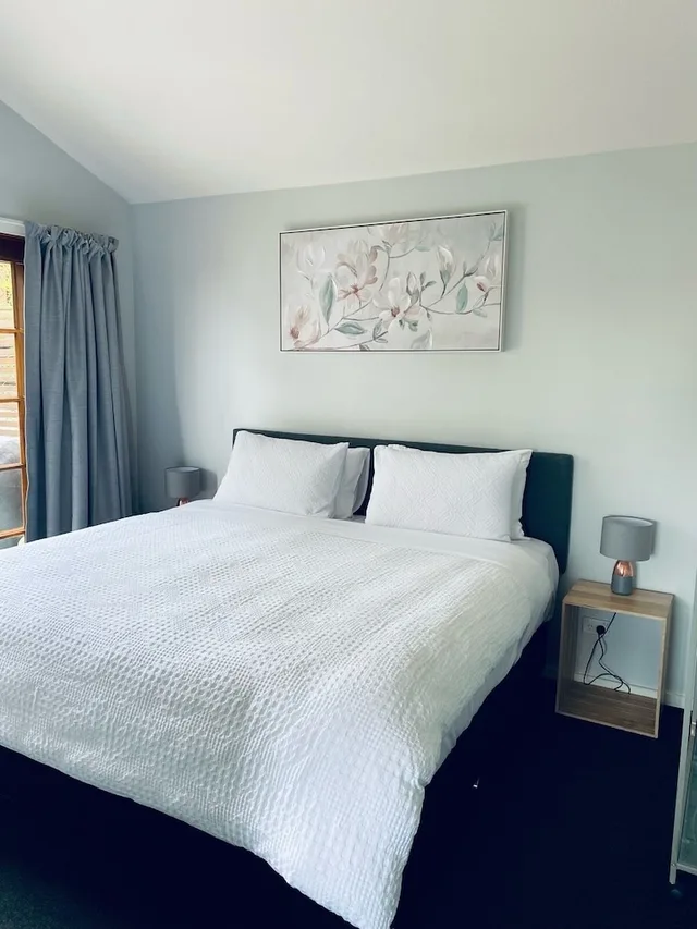 Studio, 2 King Beds, Hideaway Studio Accommodation 1/1