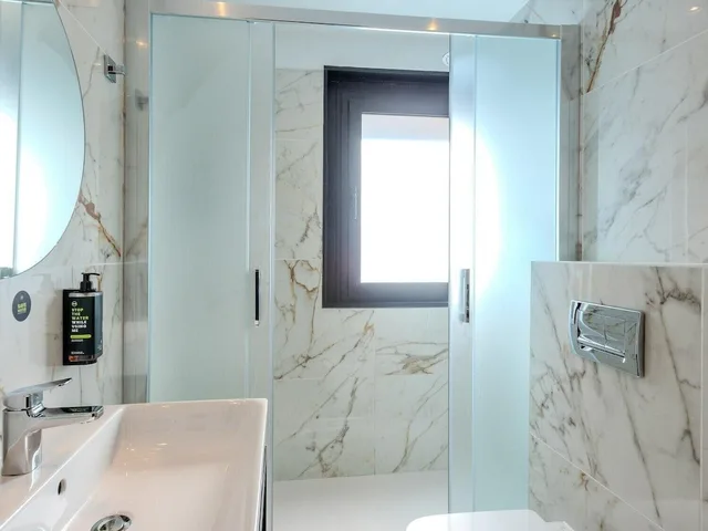 غرفة ثلاثية بثلاثة أسرّة، B&B HOTEL Firenze Pitti Palace al Ponte Vecchio 9/9