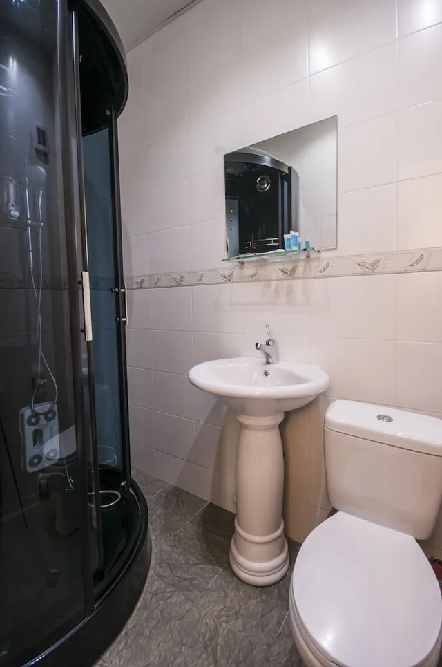 غرفة قياسية بسرير مزدوج، LONDON PALACE 4/4