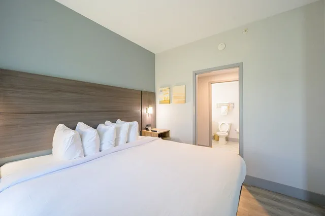 جناح استوديو بسرير كينج لذوي الإعاقة، Hawthorn Suites By Wyndham Panama City Beach Fl 4/7
