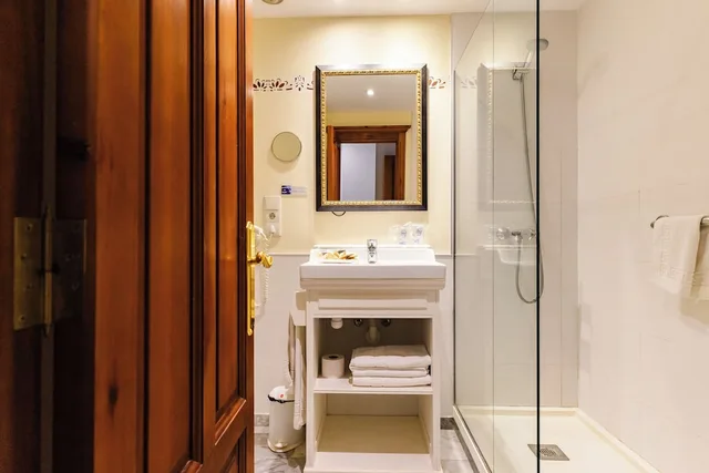 Superior, Double or Twin Bed, Golf Course View, Balcony، Ad Hoc Parque Golf 3/3