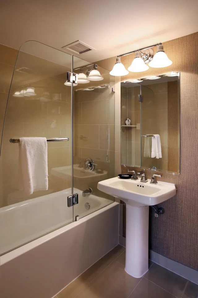 Deluxe, 2 Queen Beds, Resorts Casino Hotel Atlantic City 6/8