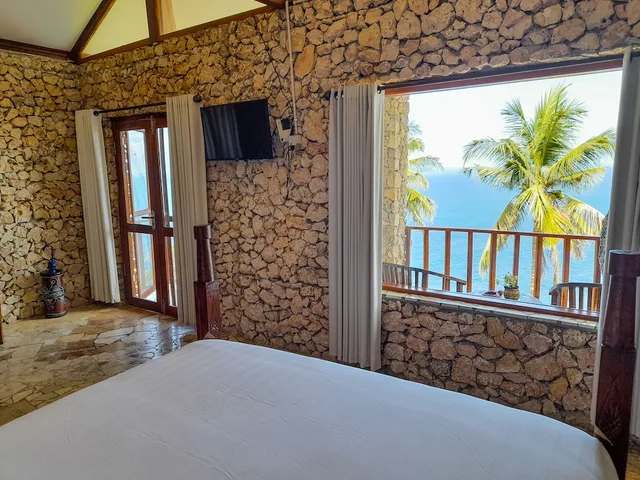 غرفة تنفيذية بسرير كوين، Edge Resort Yogyakarta 4/9