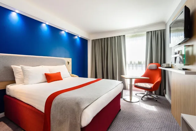 غرفة بسرير مزدوج بإطلالة، Holiday Inn Express Portsmouth Gunwharf Quays 2/4