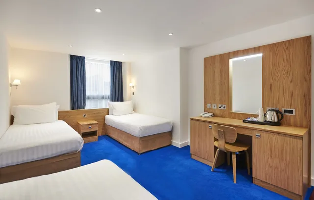 Original, Triple, 3 Beds، Central Park Hotel 4/10