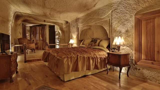 Cave, Deluxe، Golden Cave Suites 1/3