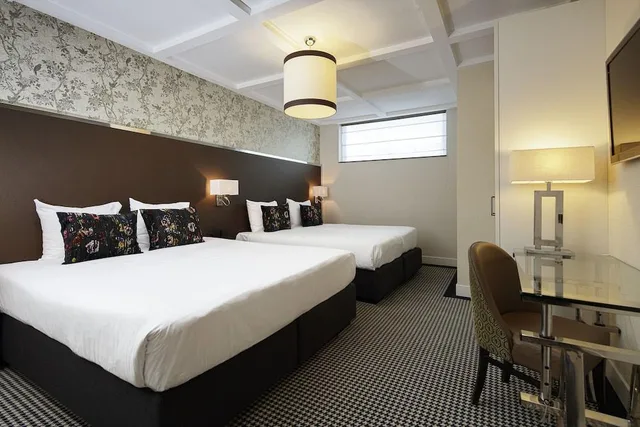 Semi Basement, Quadruple، Notting Hill 2/2