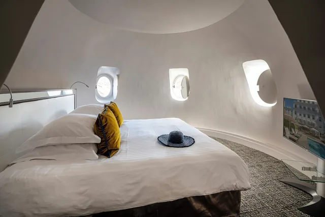 جناح بريستيج بسرير مزدوج مع أريكة، Le Canberra 4/8