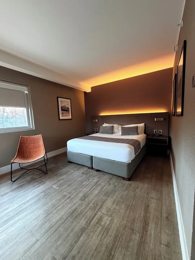 جناح جونيور بسرير كينج، Radisson Hotel Curico 2/3