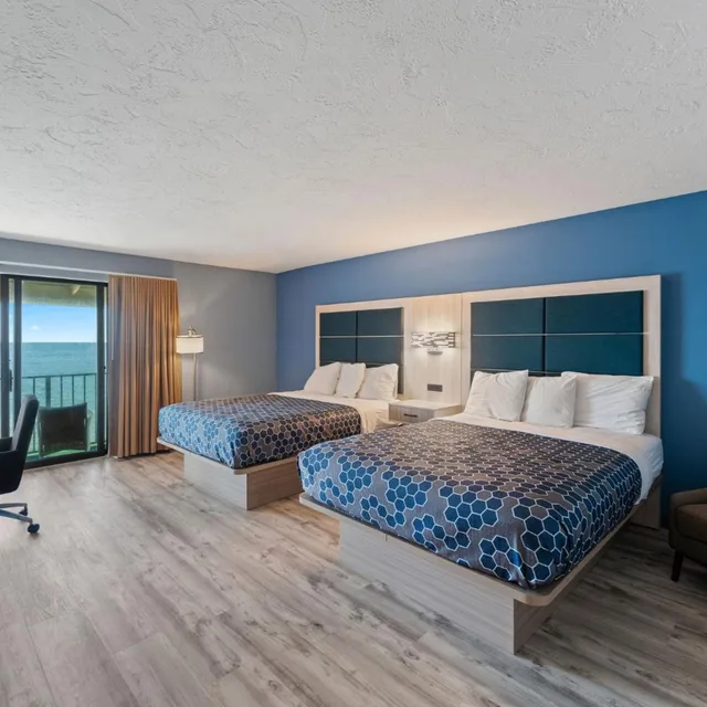 Ocean, 2 Queen Beds, Balcony، Pilgrim Sands on Long Beach 3/10