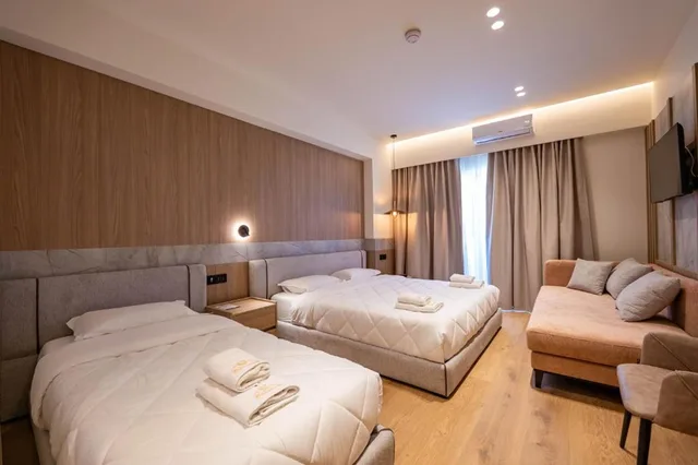غرفة ديلوكس رباعية بإطلالة على البحر، Hotel Heksamil 5/10