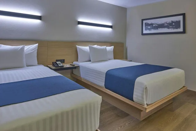 غرفة قياسية بسريرين مزدوجين بإطلالة على المدينة، City Express by Marriott Tijuana El Florido 2/8