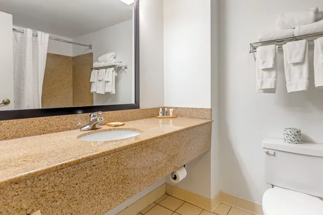 غرفة بسريرين كوين، Country Inn Suites By Radisson Newport News South Va 4/5