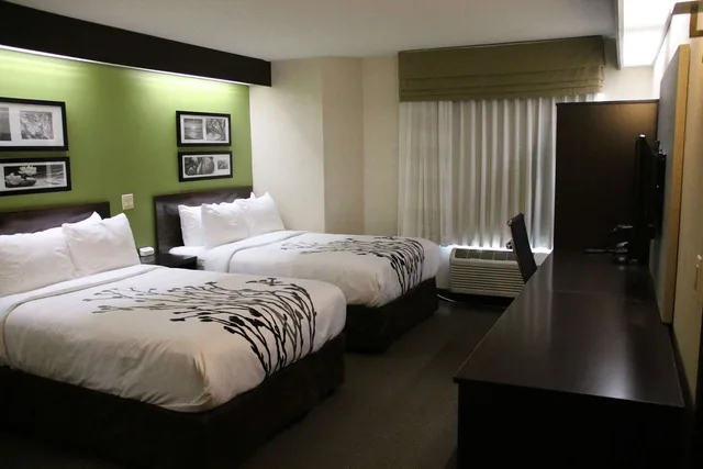 غرفة بسريرين مزدوجين، Sleep Inn Near Great Lakes Naval Base 3/4