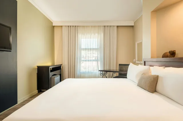 غرفة بسرير كينج، Protea Hotel Nelspruit 11/18