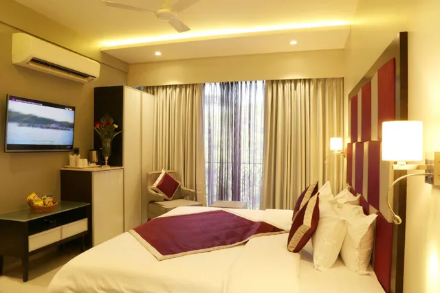 Executive, Double Bed, The Flora Grand 1/1