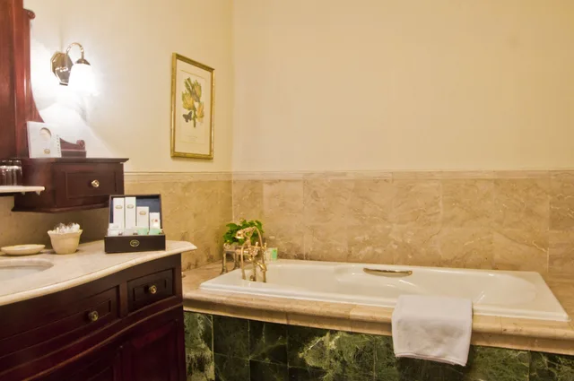 Heritage, Suite, King Bed, Majapahit Hotel Surabaya - MGallery Collection 2/2