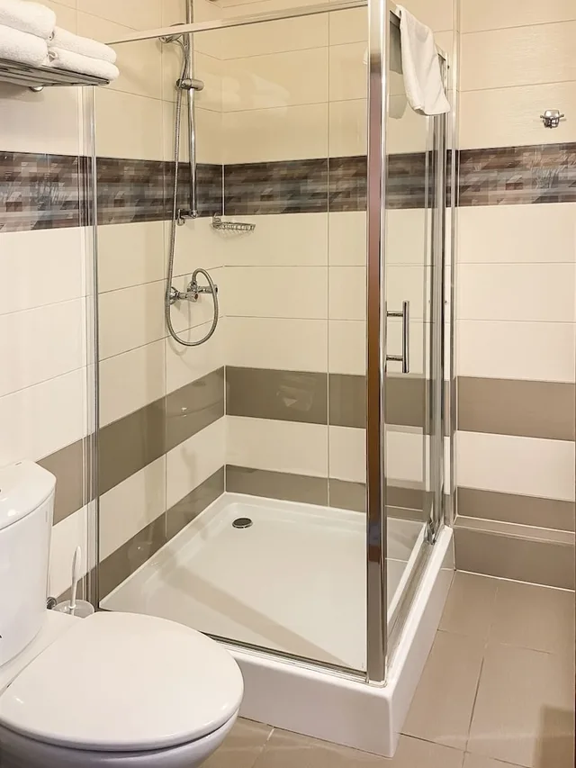 شقة بسرير كوين مع أريكة، Mragowo Resort And Spa 2/3