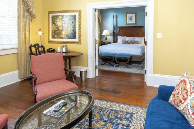 Suite, The Marshall House 6/6