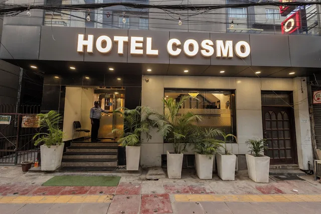 HOTEL COSMO، Karol Bagh، دلهي 2/55